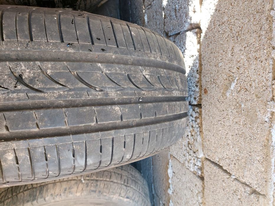 Продам комплект резины