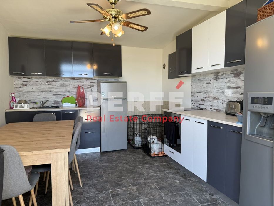 Продава се Къща в Каблешково - 140 кв.м за 1392 €/кв.м - Снимка #3