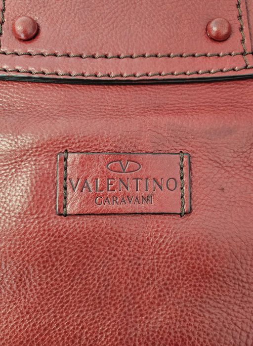 Geantă vintage Valentino Garavani din piele roșie, detalii împletite