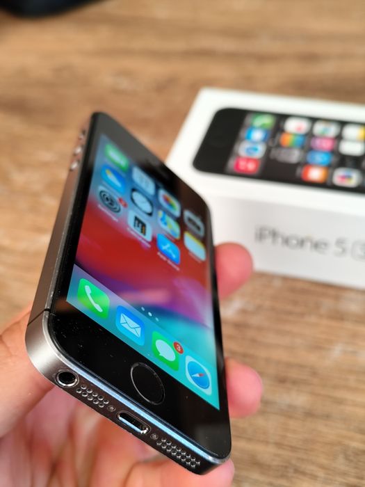 iPhone 5 S  Space grey 64GB Айфон