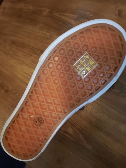 Tenesi înalți Reserved