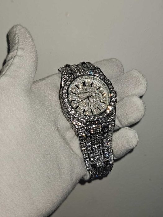 Ceas "Iced Out" – Moissanite