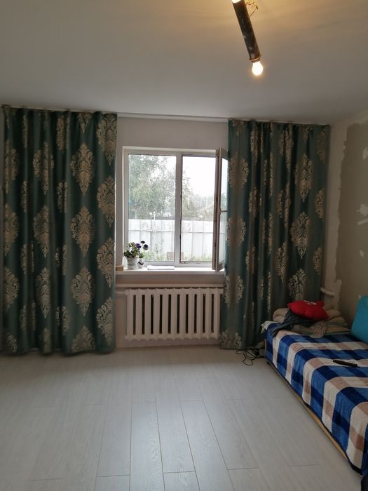 Продам шторы велюровые