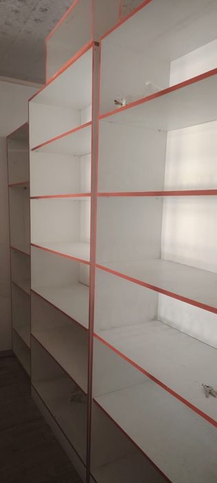 Аптечные стеллажи продам