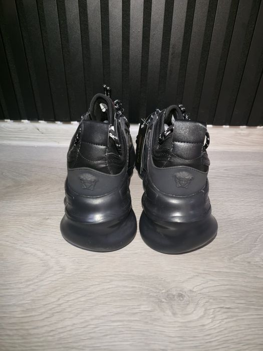 Versace Chain Reaction