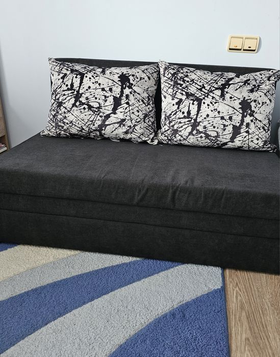 Диван с функция сън