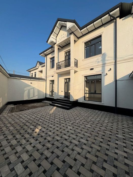 4 Продается дом Мирзо Улугбекский р-он Учхоз. 230м²  2 сотки земли