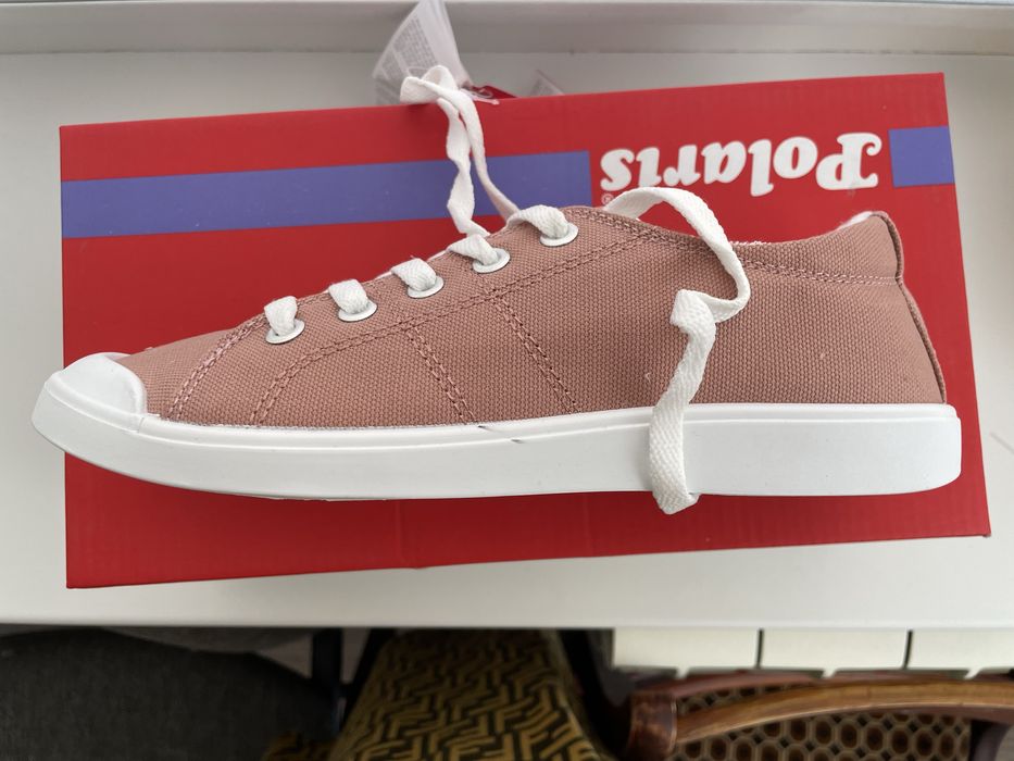 Продам кеды. Продам. Продам.