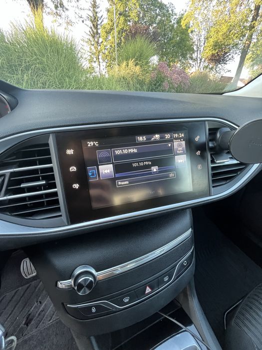 Vând Peugeot 308, 1.2 benzină