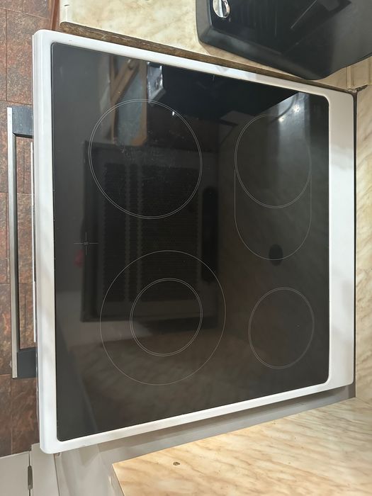 Bosch електрическа готварска печка