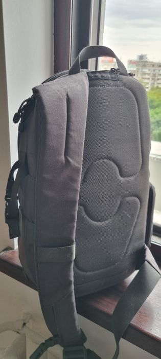Rucsac pentru Aparat Foto Lowepro, calitativ, cu multe compartimente