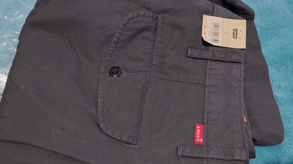 шорты Levi's Carrier Cargo Shorts Loose Fit размW36