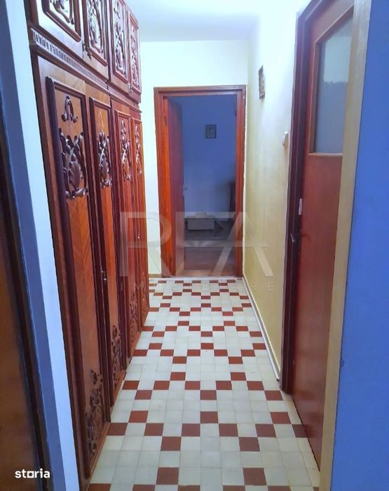 4 camere, 1/4, anvelopat-Drumul Taberei