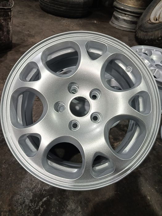 Диски на 15 крепеж 5*108 Волга форд