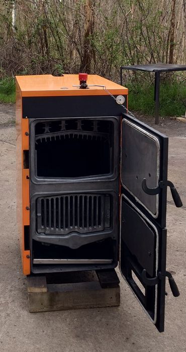 Чугунен котел на твърдо гориво Фероли/ Ferroli SFL 6, 52 kW