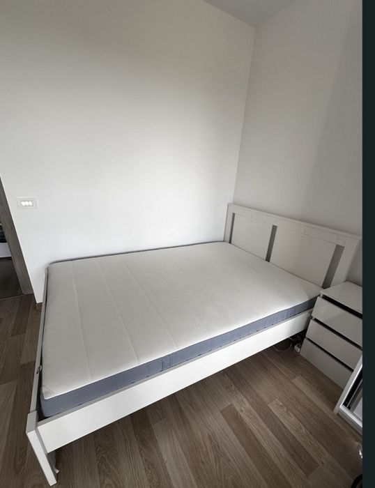 pat ikea cu saltea