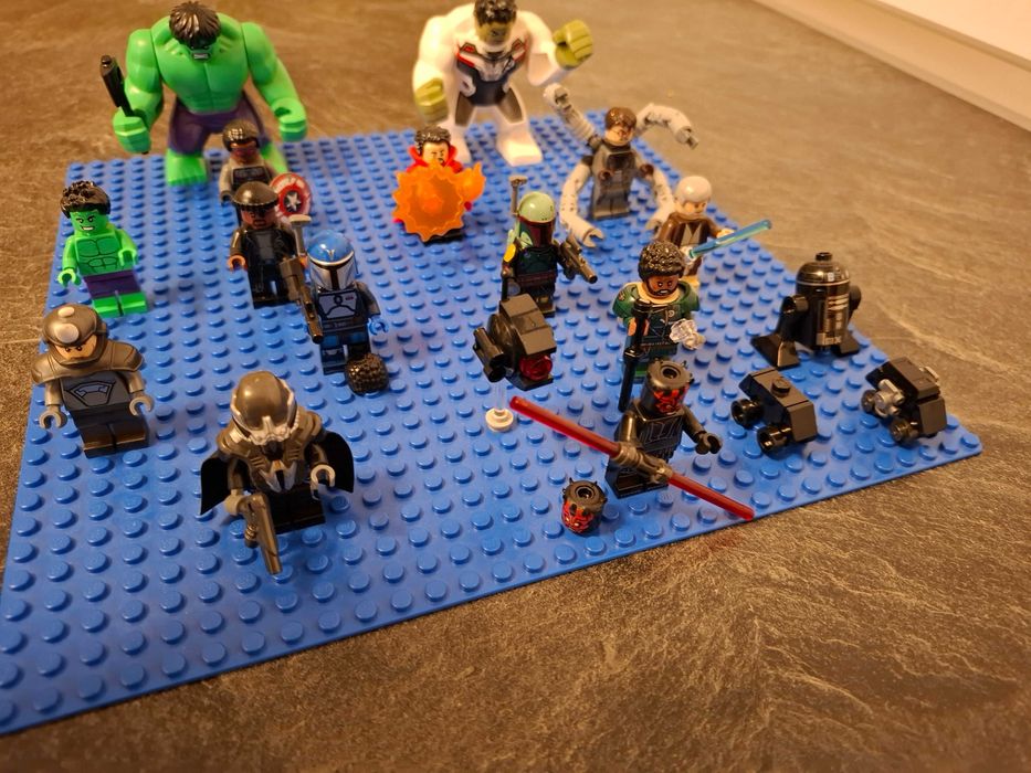 lego minifigurine originale LEGO