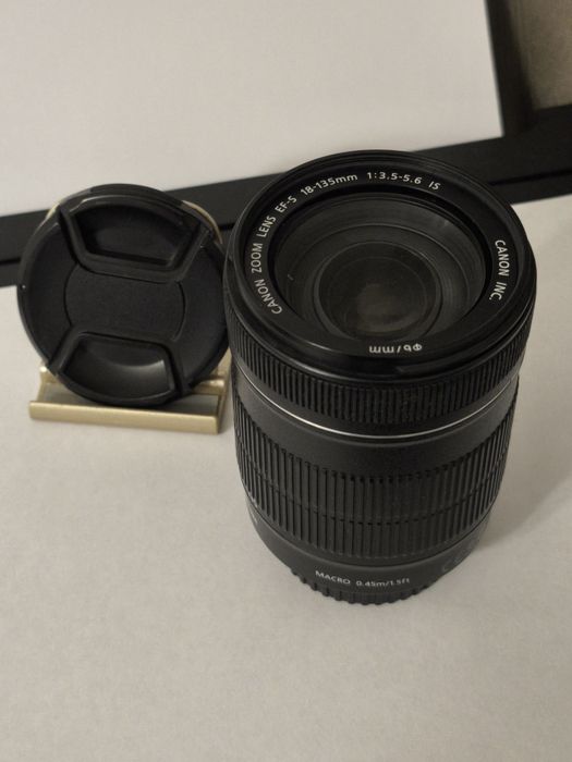 Vand Canon 7D + Canon 18-135mm