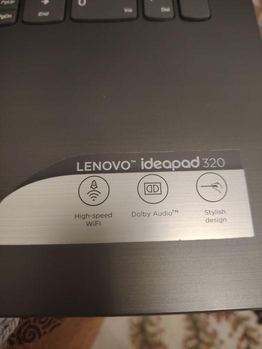 Nootbook Lenovo   lkbbvbjıolffd