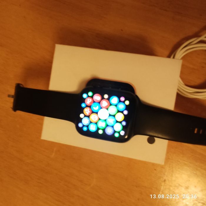 Продам Apple Watch