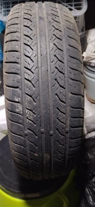 Продам Один балон 185/65/14 летняя.