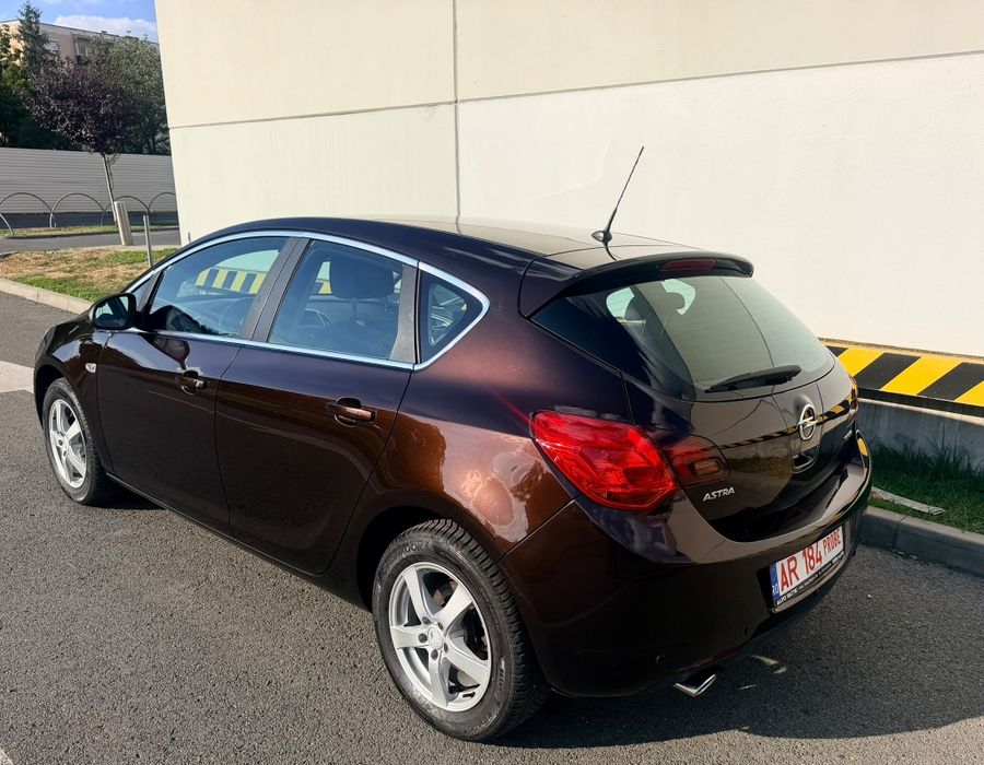 OPEL Astra 2012 — imagine 5