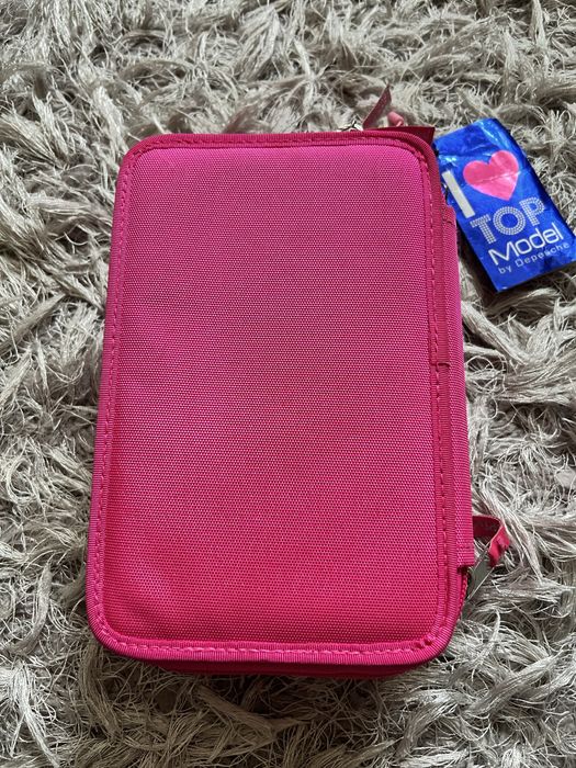 Penar Barbie nou si echipat