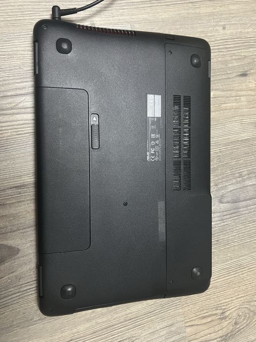 Laptop Facultate / laptop gaming Asus Rog