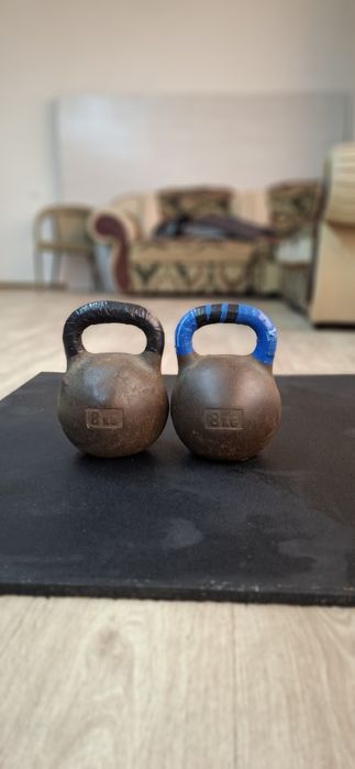 16 kg toshlar va 8 kg toshlar sotiladi.