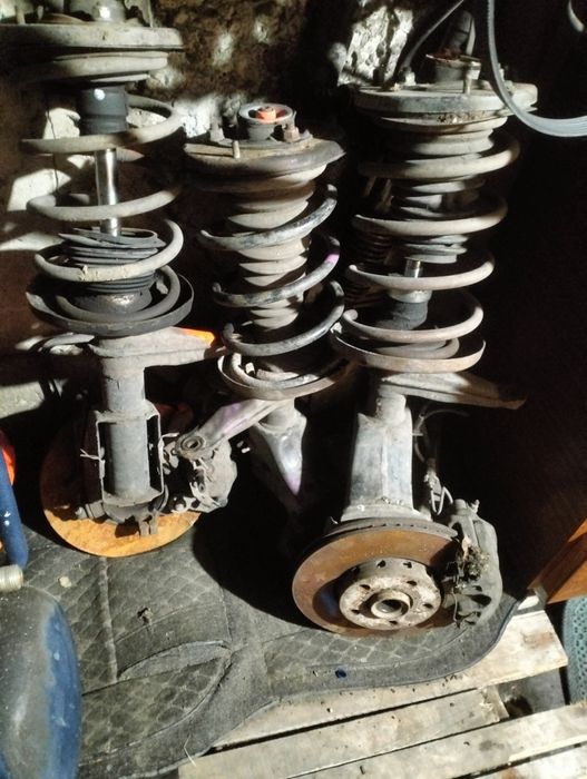 Цапфа Ауди 100 с4