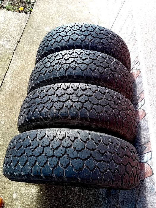 Продавам автомобилни гуми