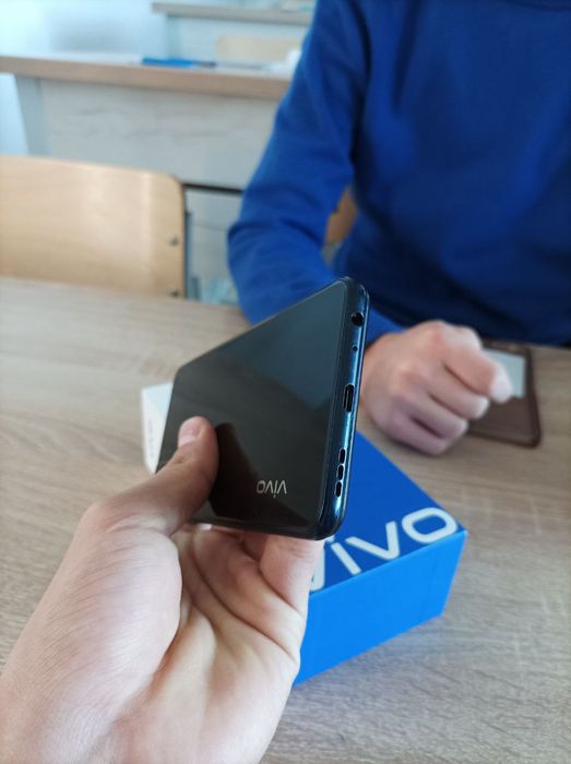 Новый vivo Y12sVivo Y12s 3/32 GB + CDMA - 200Коротко о товареБре