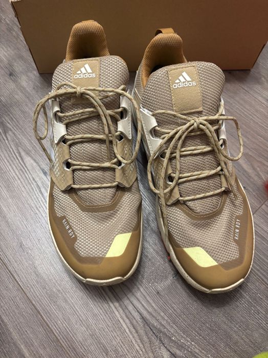 Маратонки Adidas