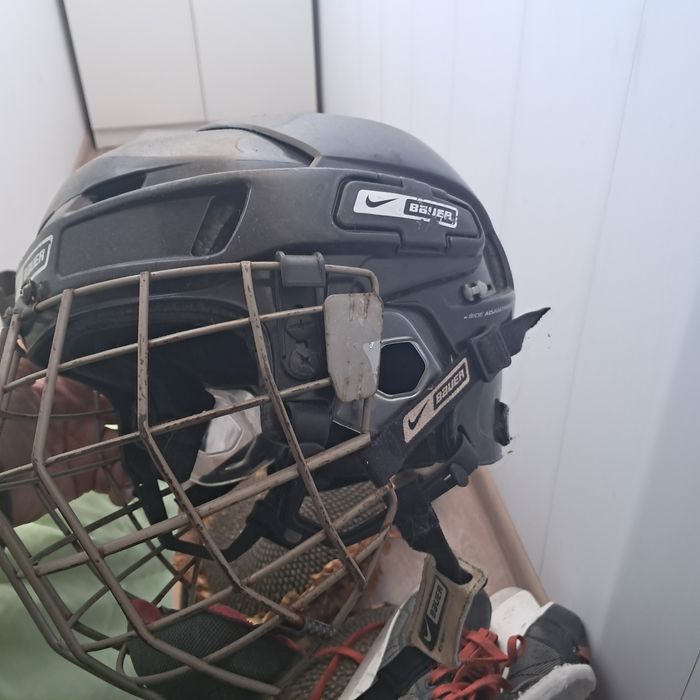 Хокейная экипировка