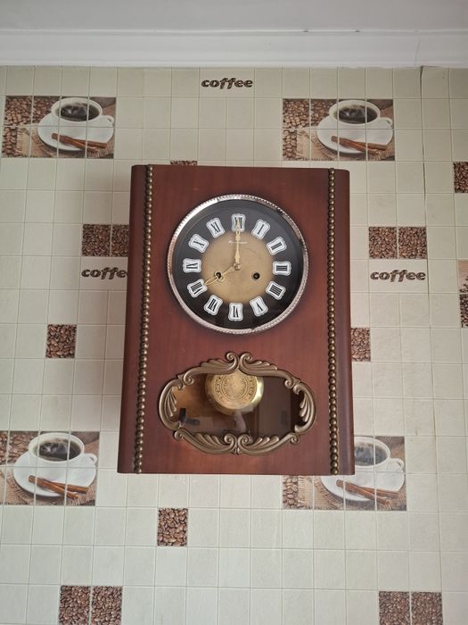 Настенные часы СССР