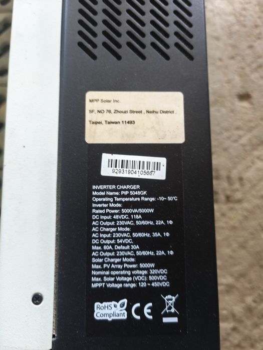 Vând invertor solar Mpp de 5 kw