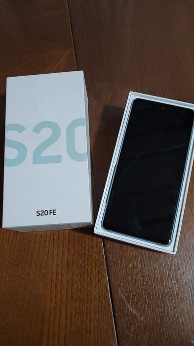 Продам Samsung S20 FE