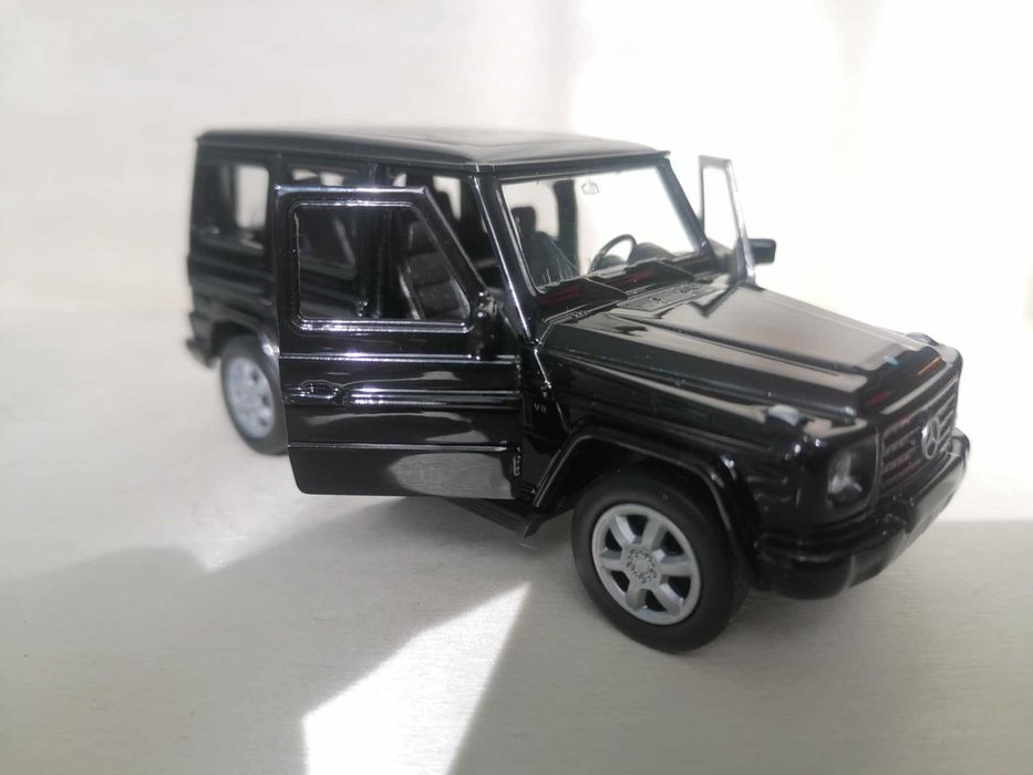 Мерцедес Г клас в мащаб 1:34