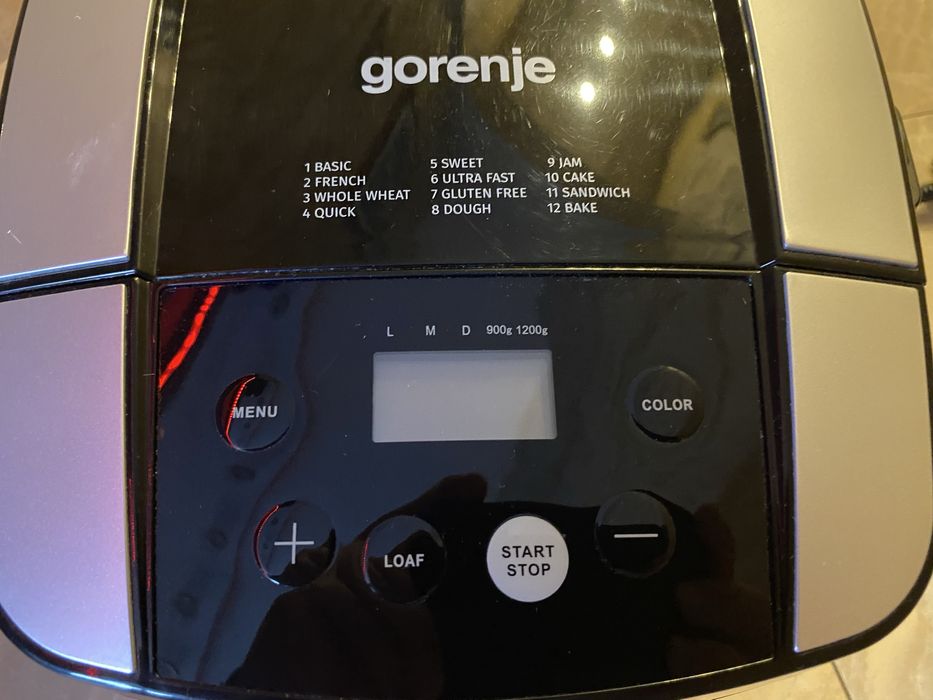 Хлебопекарна Gorenje BM1210BK 2 ПЕРКИ, БЕЗ ГЛУТЕН, 12 ПРОГРАМИ