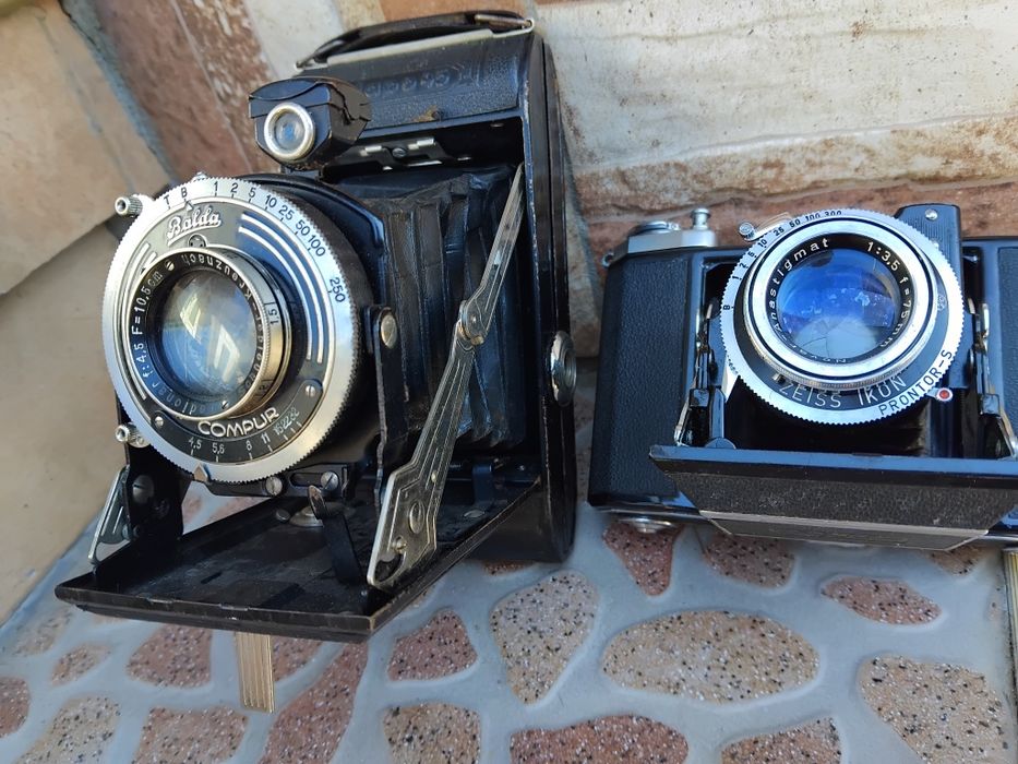 Ритро Фотоапарати  Kodak и Carll Zeiss