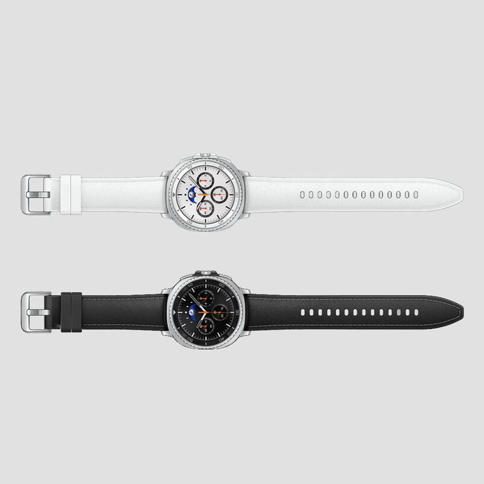 Новый Модель Samsung Galaxy Watch 8 Classic • Часы •