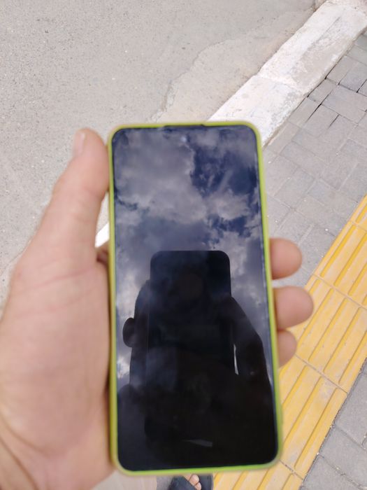Продам  Poco m4pro 5g