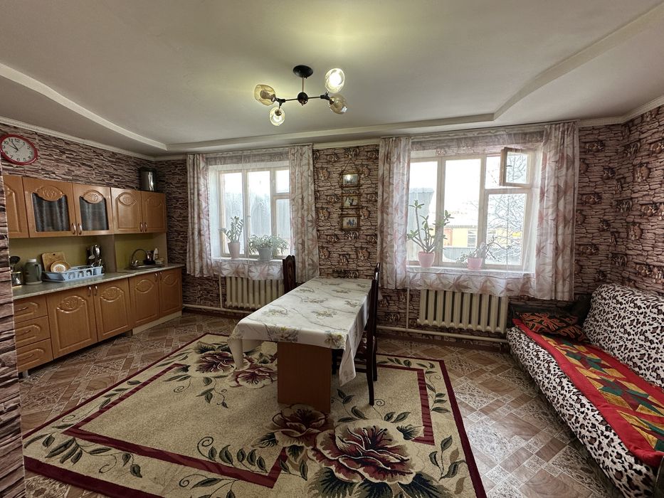 Продается дом из 5-комнат.