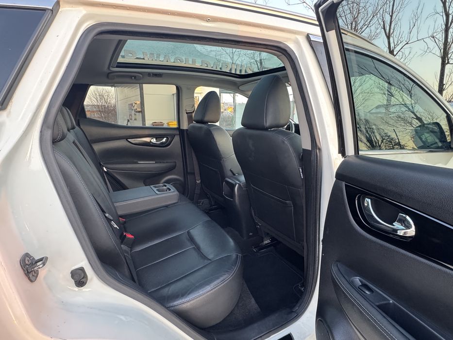 Nissan Qashqai Led/keyless/pano/camere 360/piele/lane/side/rate/garant
