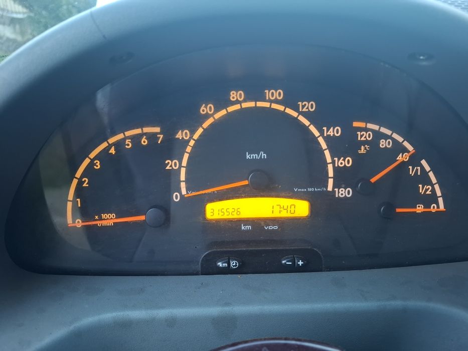 Mercedes Sprinter 411