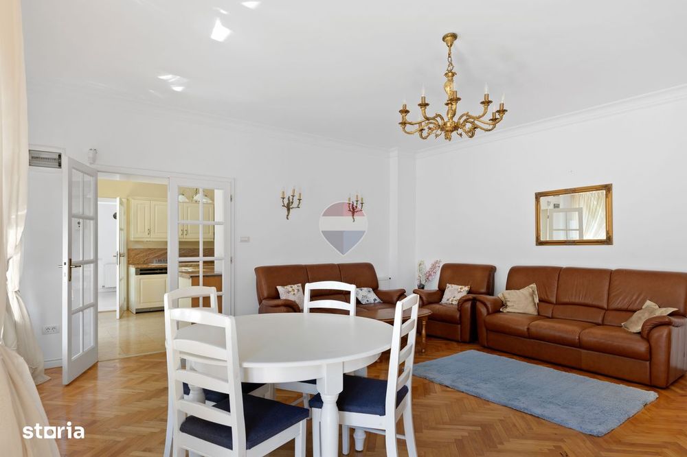 Apartament luxos cu 3 camere de închiriat - Piața Avram Iancu