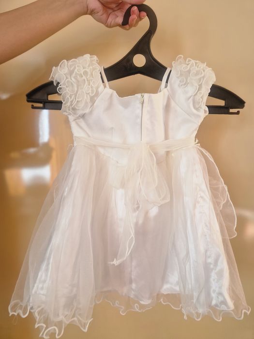 Продам платье для девочки