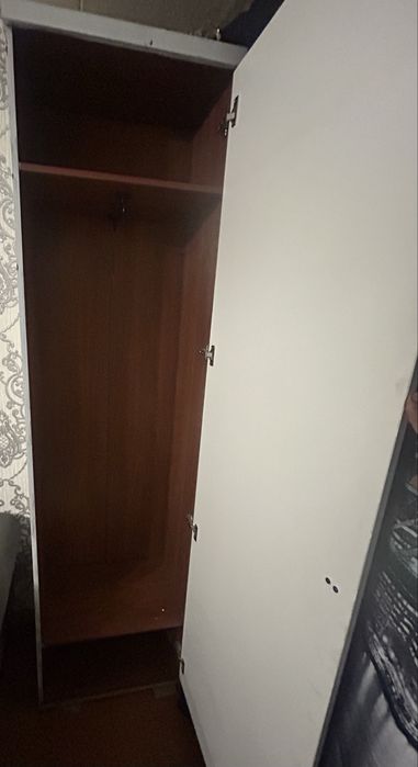 Продам шкаф в прихожую