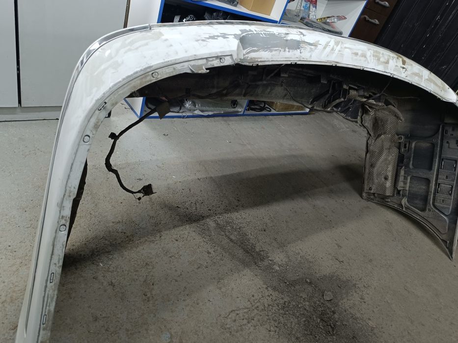 Заданий бампер от БМВ е66 е 65