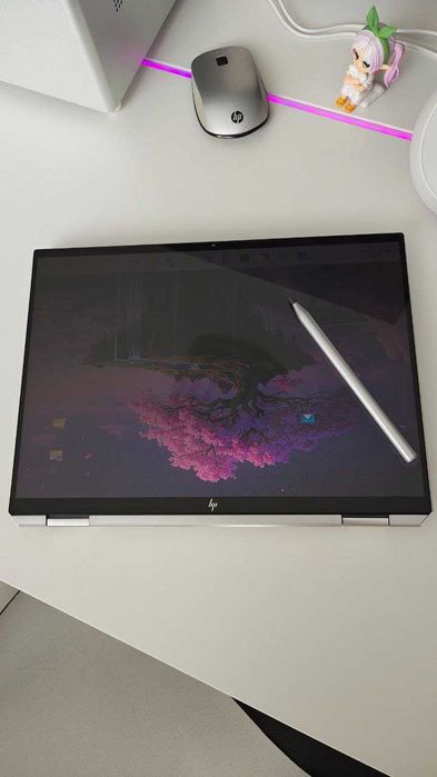 лаптоп HP spectre x360 14" silver, i7-1195G7, 500gb SSD, 16 RAM
